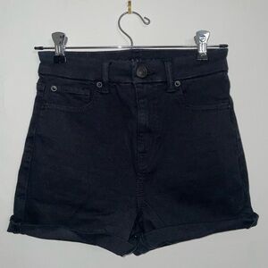 American Eagle black curvy hi-rise shortie